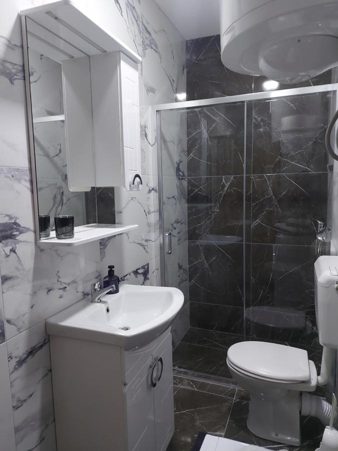 Malm Travnik Apartment Luaran gambar