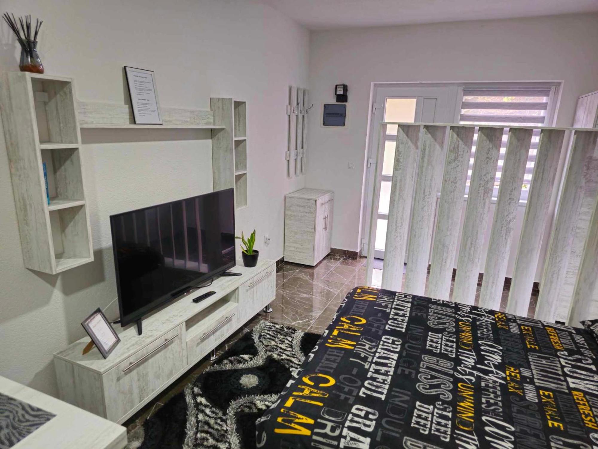 Malm Travnik Apartment Luaran gambar