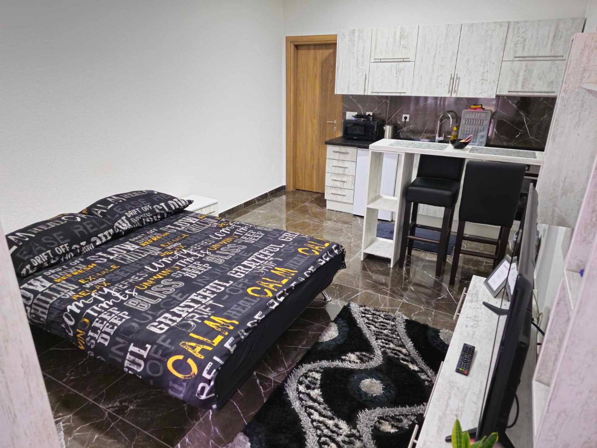 Malm Travnik Apartment Luaran gambar