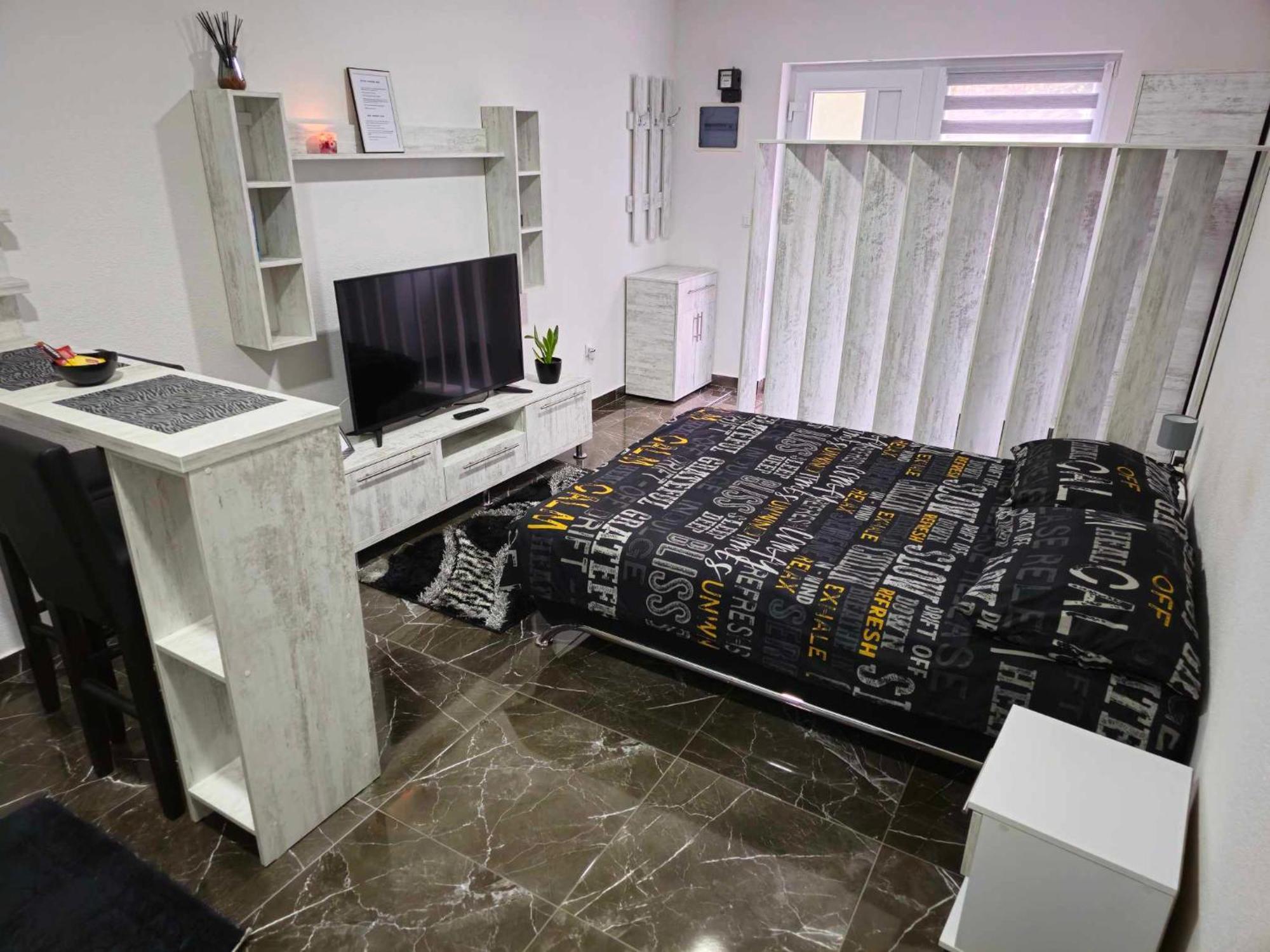 Malm Travnik Apartment Luaran gambar