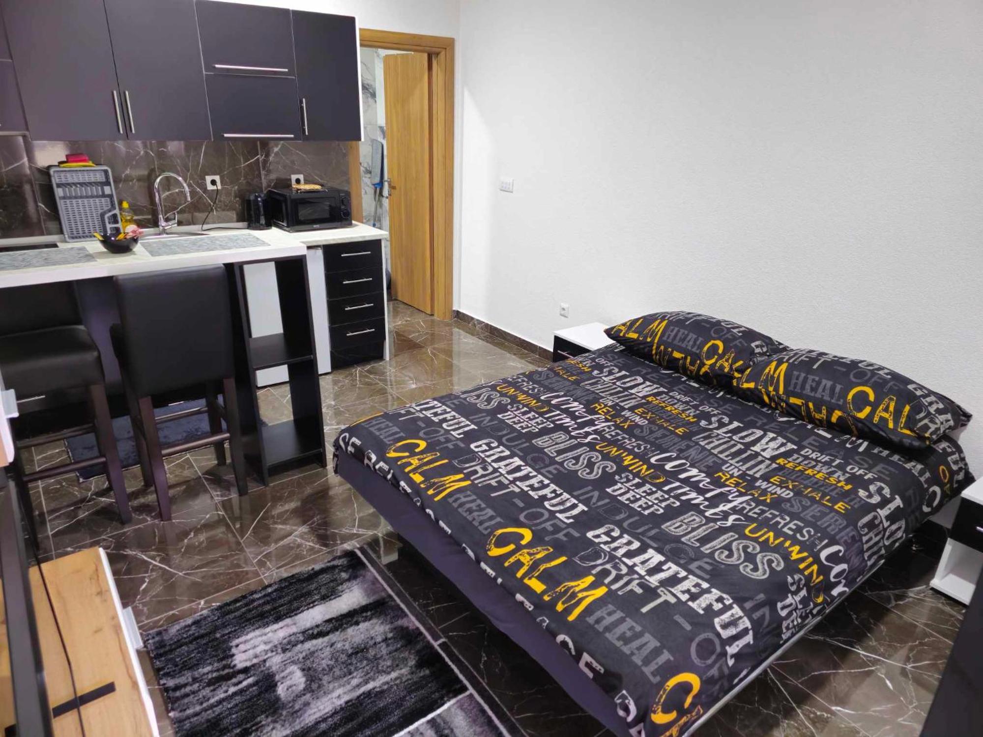 Malm Travnik Apartment Luaran gambar